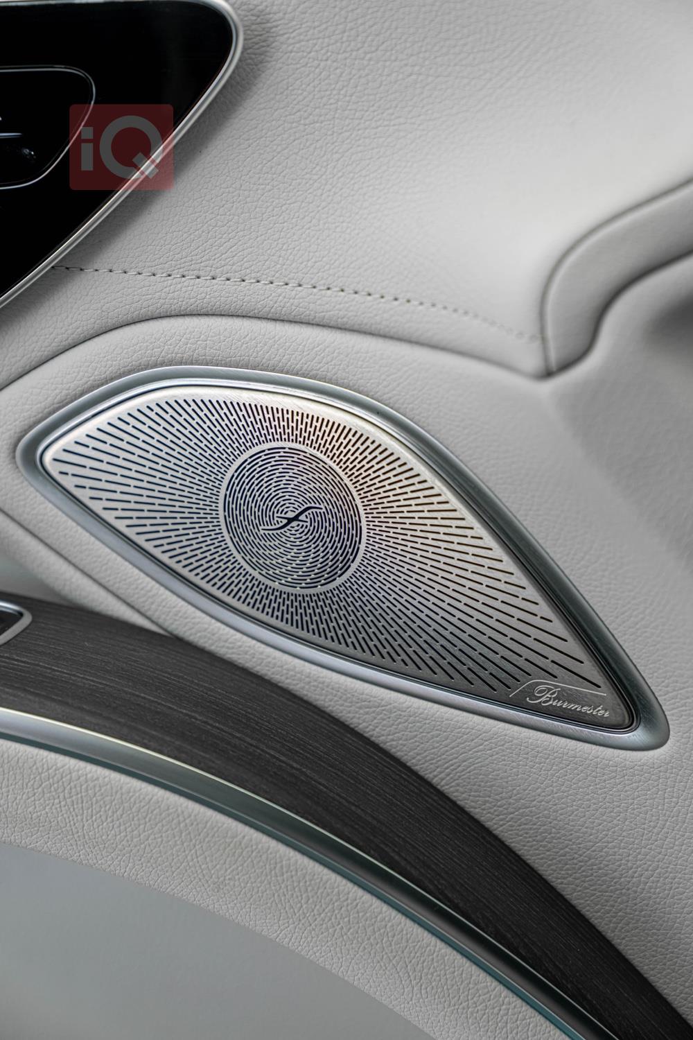 مێرسێدس بێنز EQS